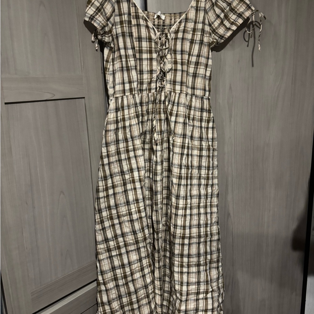 Neuflora plaid Pembroke